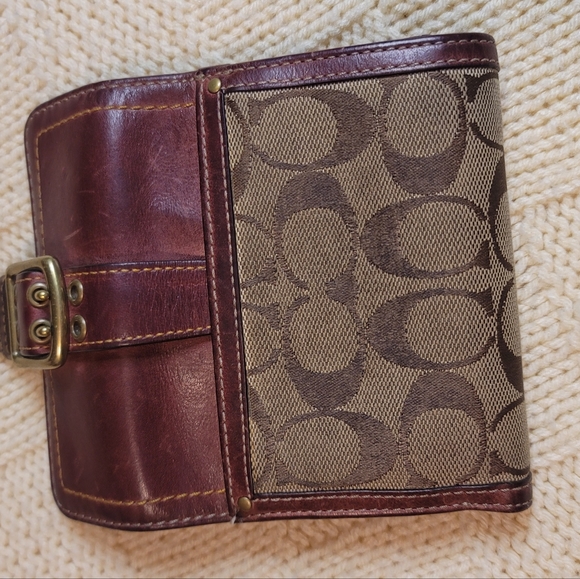 Vintage Coach Wallet - Picture 9 of 12